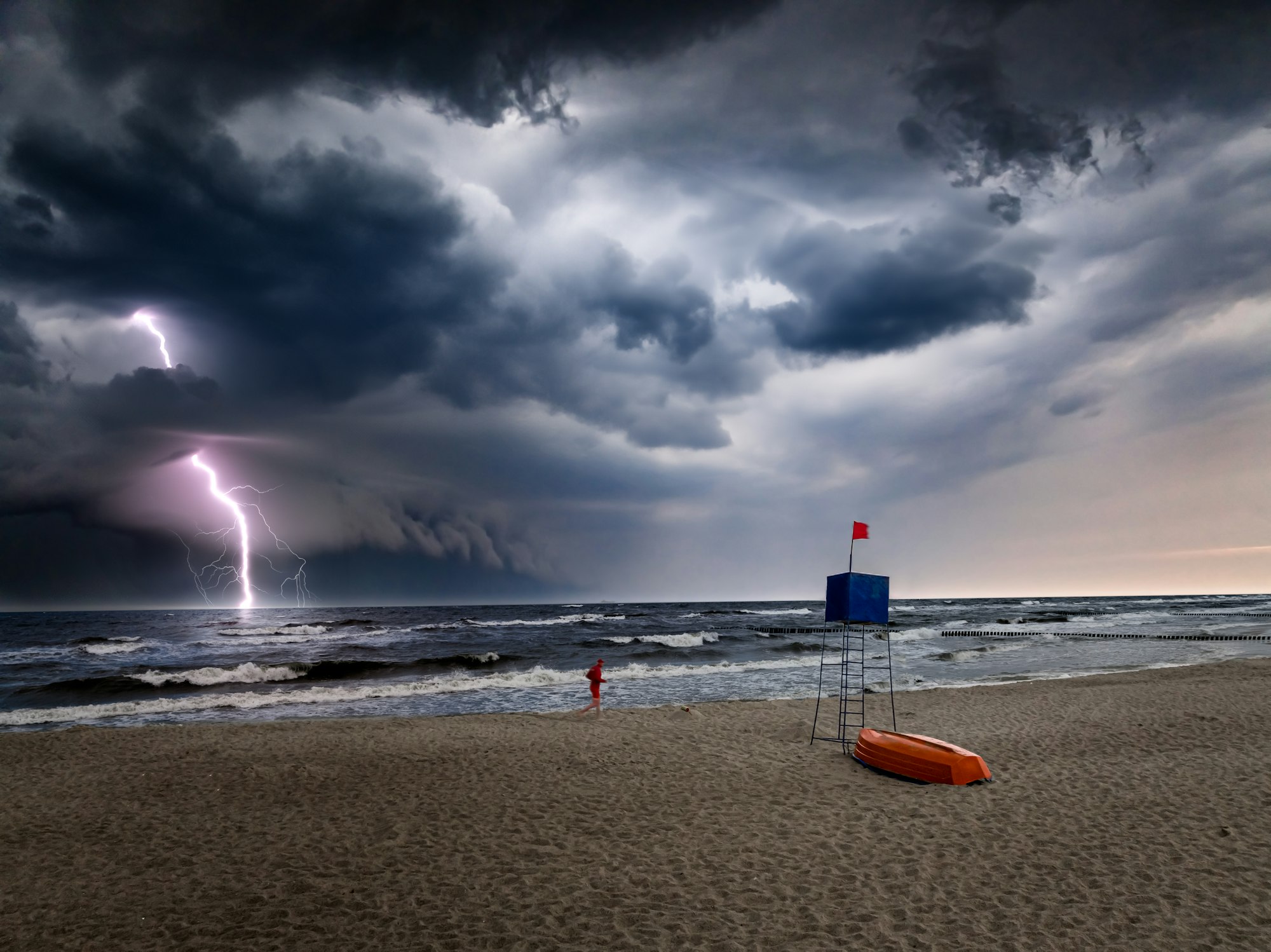 Hurricane preparedness tips homeowners